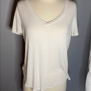 American Eagle v-neck t-shirt